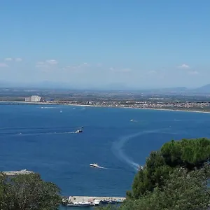 https://apartamento-con-terraza-y-vistas-al-mar.topcostabravahotels.com